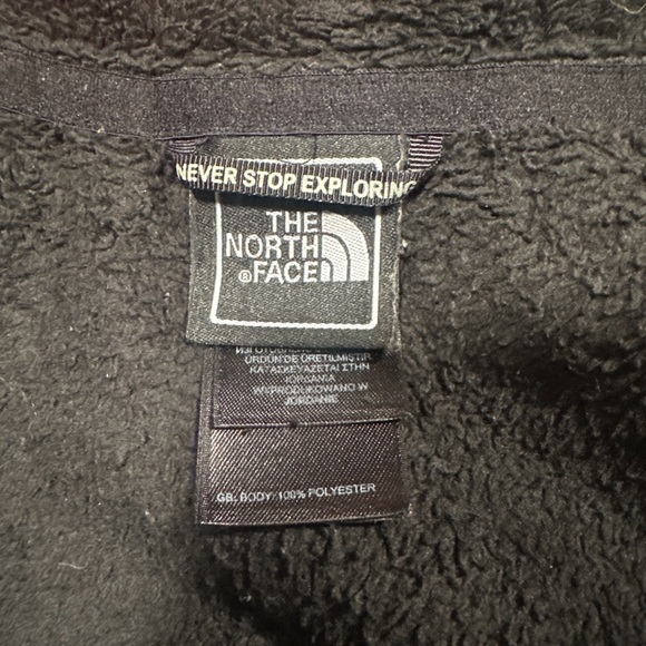 The North Face Charcoal Fleece Pullover - Picture 3 of 3